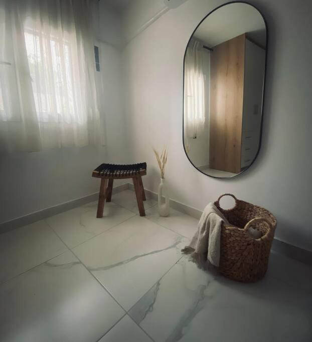 Barkon Apartment *
